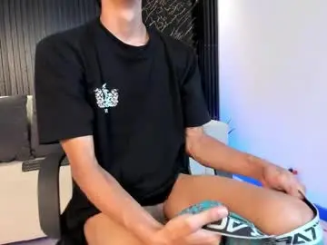 Chaturbate Live Sex of aaron_whitee