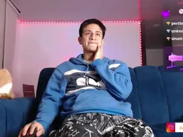 Chaturbate Nude Webcam of ashely_ryan24