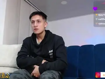 Chaturbate Best live sex cam show of ashely_ryan24
