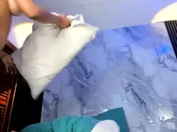Chaturbate Best live sex cam show of isaa__sweet