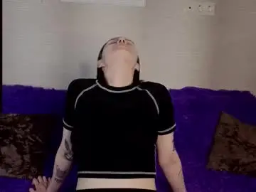 Chaturbate Live Sex Cam of morphedjoy