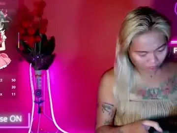 Chaturbate Adult Video Chat of shytypegirl_uwuwxx69