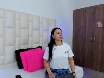 Chaturbate Live Porn of ariana_rouse_