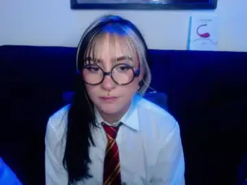 Chaturbate Adult Video Chat of melodygirl2__