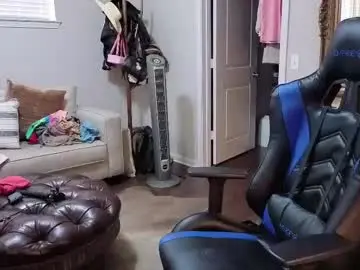 Chaturbate Watch Live Sex Cams of str8whiteboy21