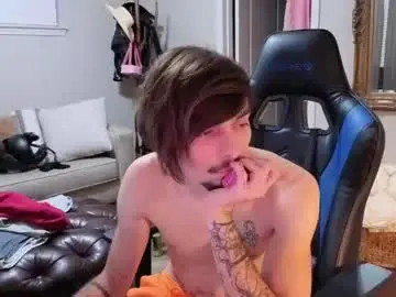 Chaturbate Live Sex Cam of str8whiteboy21