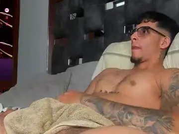 Chaturbate Live Porn of camilo_ospina_
