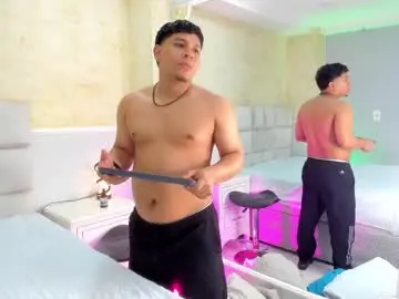 Chaturbate Live Porn of dominicksantiago