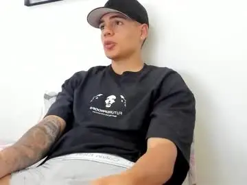 Chaturbate Adult Video Chat of simon_alvarez01