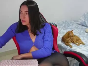 Chaturbate Live Sex of andrea_loaiza2