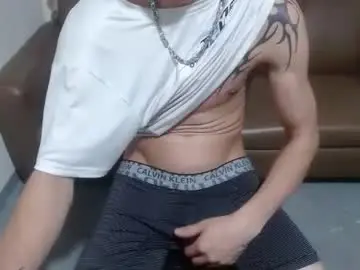 Chaturbate Watch Live Sex Cams of dan_jonson15
