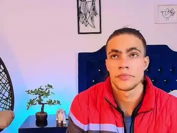 Chaturbate Nude Webcam of patrick_senova