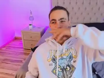 Chaturbate Free Live Porn of patrick_senova