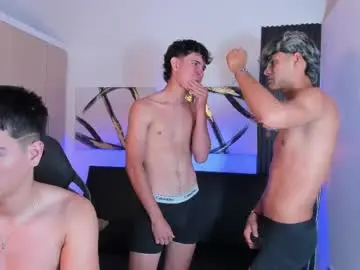 Chaturbate Best live sex cam show of sweet_wallen