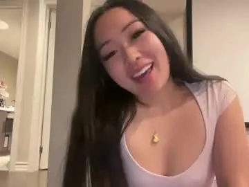 Chaturbate Free Porn Cam of bellajuniormint