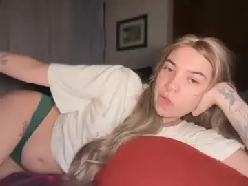 Chaturbate Live Sex Cam of camii19y