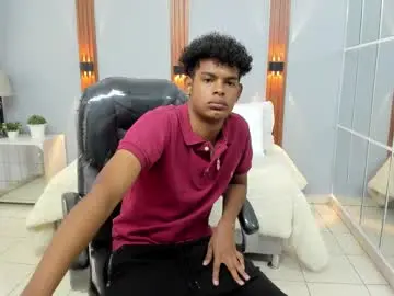 Chaturbate Live Sex Cam of boylittle19cm