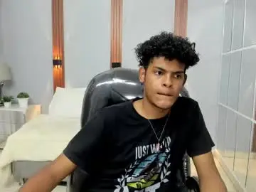 Chaturbate Free Live Porn of boylittle19cm