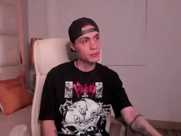 Chaturbate Live Sex Cam of dark_sun333