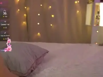 Chaturbate Free Live Porn of julescrown