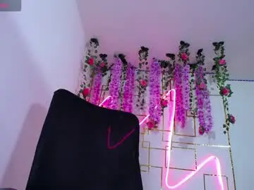 Chaturbate Live Sex Cam of khalany_hadid