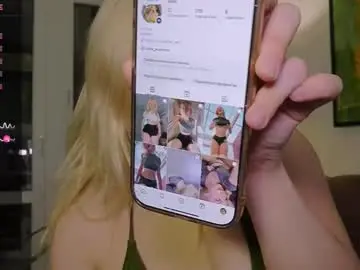 Chaturbate Live Sex Cam of meukotis