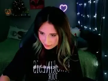 Chaturbate Live Sex Cam of keti_moon