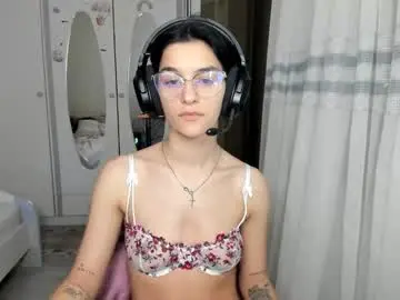 Chaturbate Nude Webcam of maya_and_guests