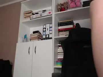 Chaturbate Live Sex of sweet_lil_thing