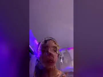 Chaturbate Live Porn of emilyevans7