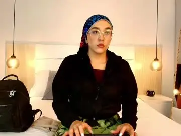 Chaturbate Best live sex cam show of alehia_cute