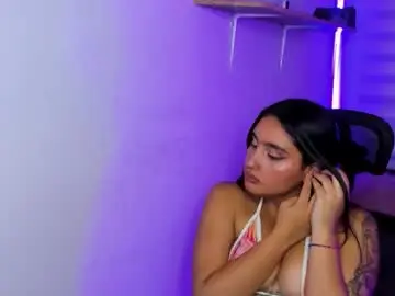 Chaturbate Adult Webcams of caroline_rodriguez_9