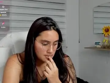 Chaturbate Watch Live Sex Cams of caroline_rodriguez_9