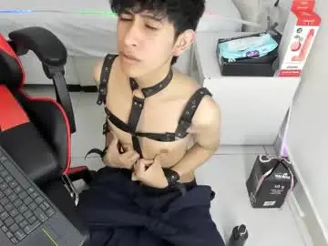 Chaturbate Best live sex cam show of julian_xp