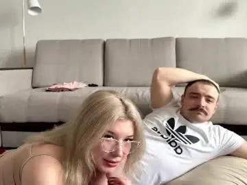 Chaturbate Live Sex Cam of k1tty_cute