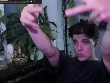 Chaturbate Free Porn Cam of whiteegrimm