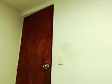 Chaturbate Live Sex Cam of dualdoflow