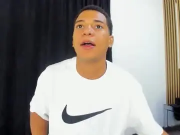 Chaturbate Sex Chat of mathy_robert