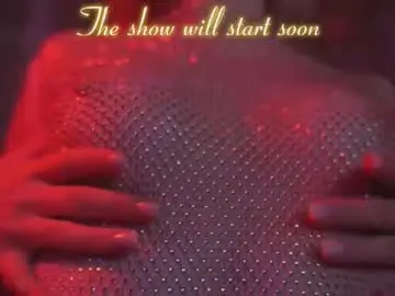 Chaturbate Live Sex Cam of marylunamay