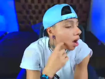 Chaturbate Sex Cam of noah_sex0