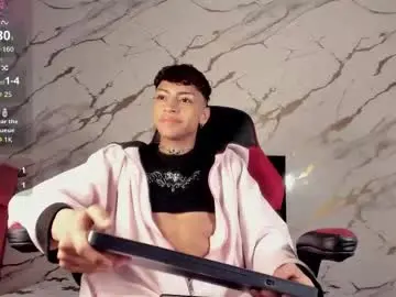 Chaturbate Live Sex Cam of owen_sexy25