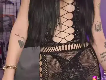 Chaturbate Adult Webcams of sky011fall