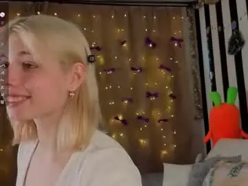 Chaturbate Adult Video Chat of falinegelling