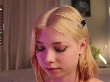 Chaturbate Watch Live Sex Cams of falinegelling