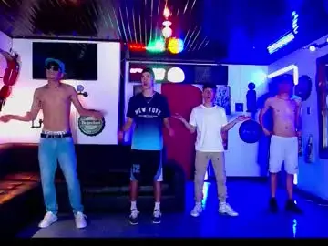 Chaturbate Adult Video Chat of flyckers