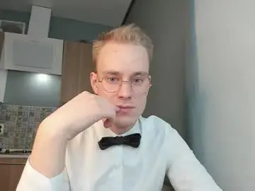 Chaturbate Live Sex Cam of successful_kevin