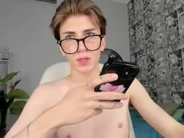 Chaturbate Adult Webcam of oliver_starboy
