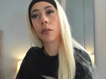 Chaturbate Sex Cam of darlyn_tenderhot__