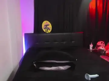 Chaturbate Adult Video Chat of tabitapurple