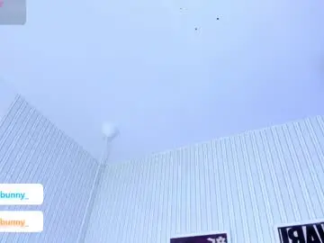 Chaturbate Live Sex of _emily_bunny_